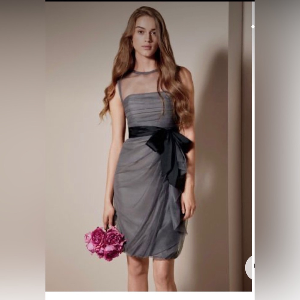 Vera Wang dress size US Small ( size 4)